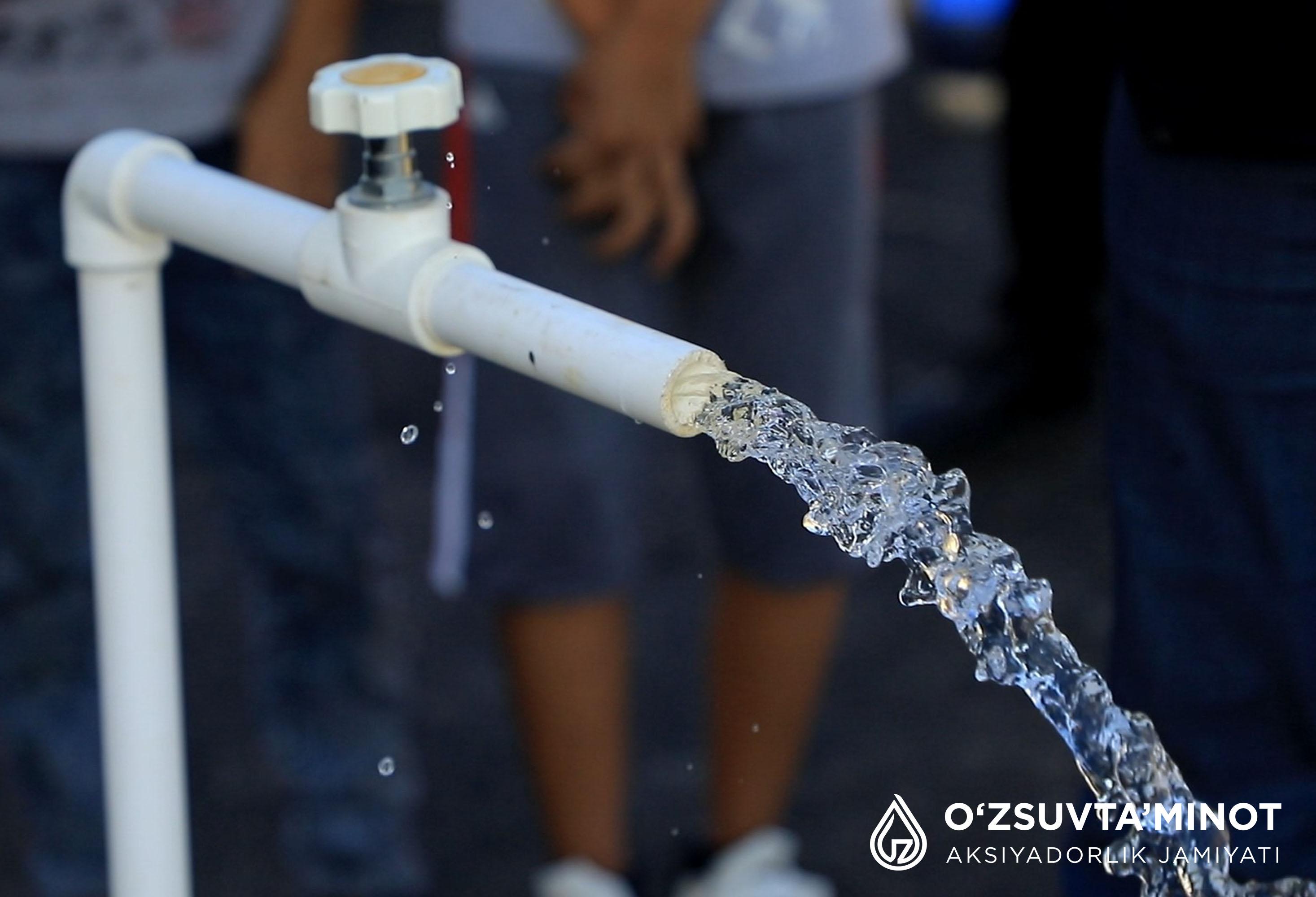 Rosamund Pike porno onlayn