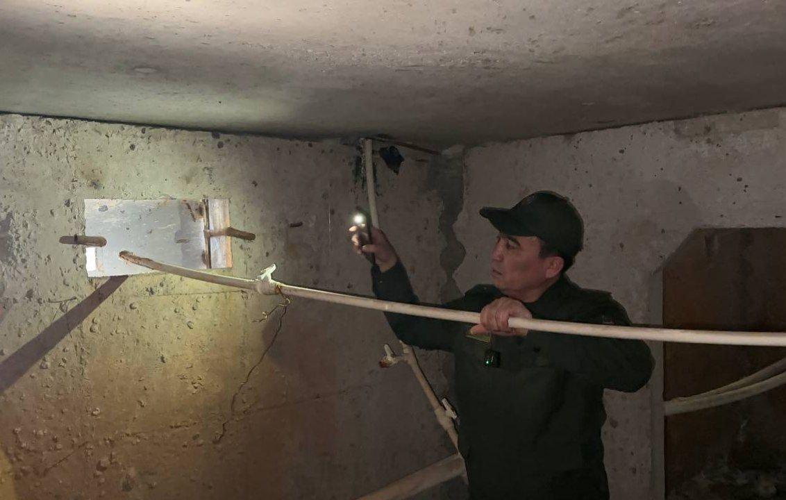 U menga eshagini yalashimga ruxsat berdi